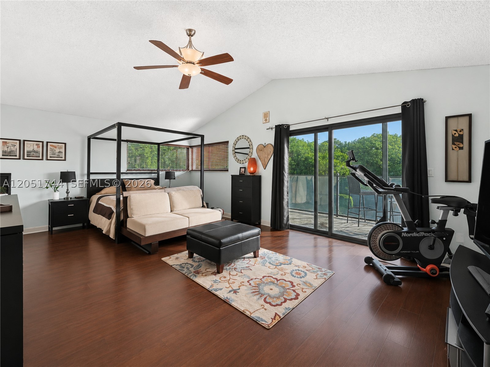 CALUSA CLUB ESTATES - Residential