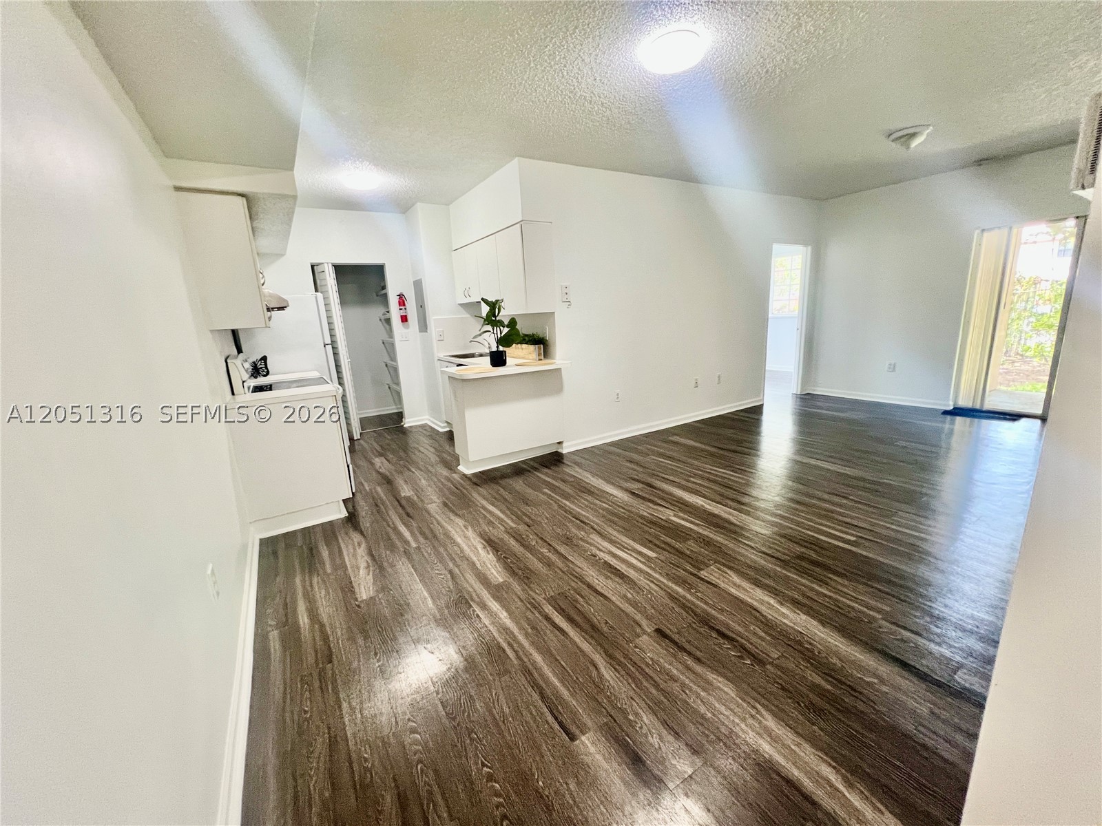 SERENITY PALMS CONDO - Residential Lease