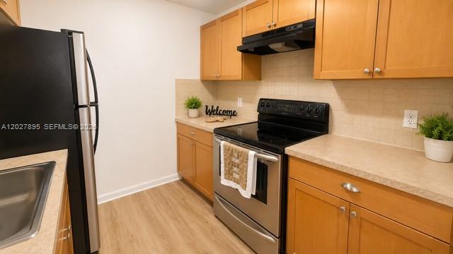 NEW HAMPTON AT CENTURY VI - Residential Lease