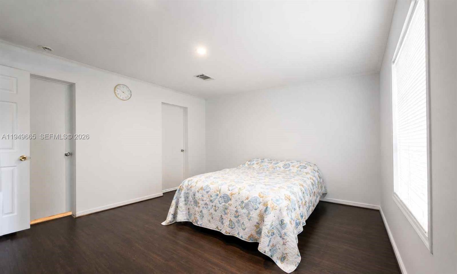 MONTURA SOUTH HALF (100804 - Residential