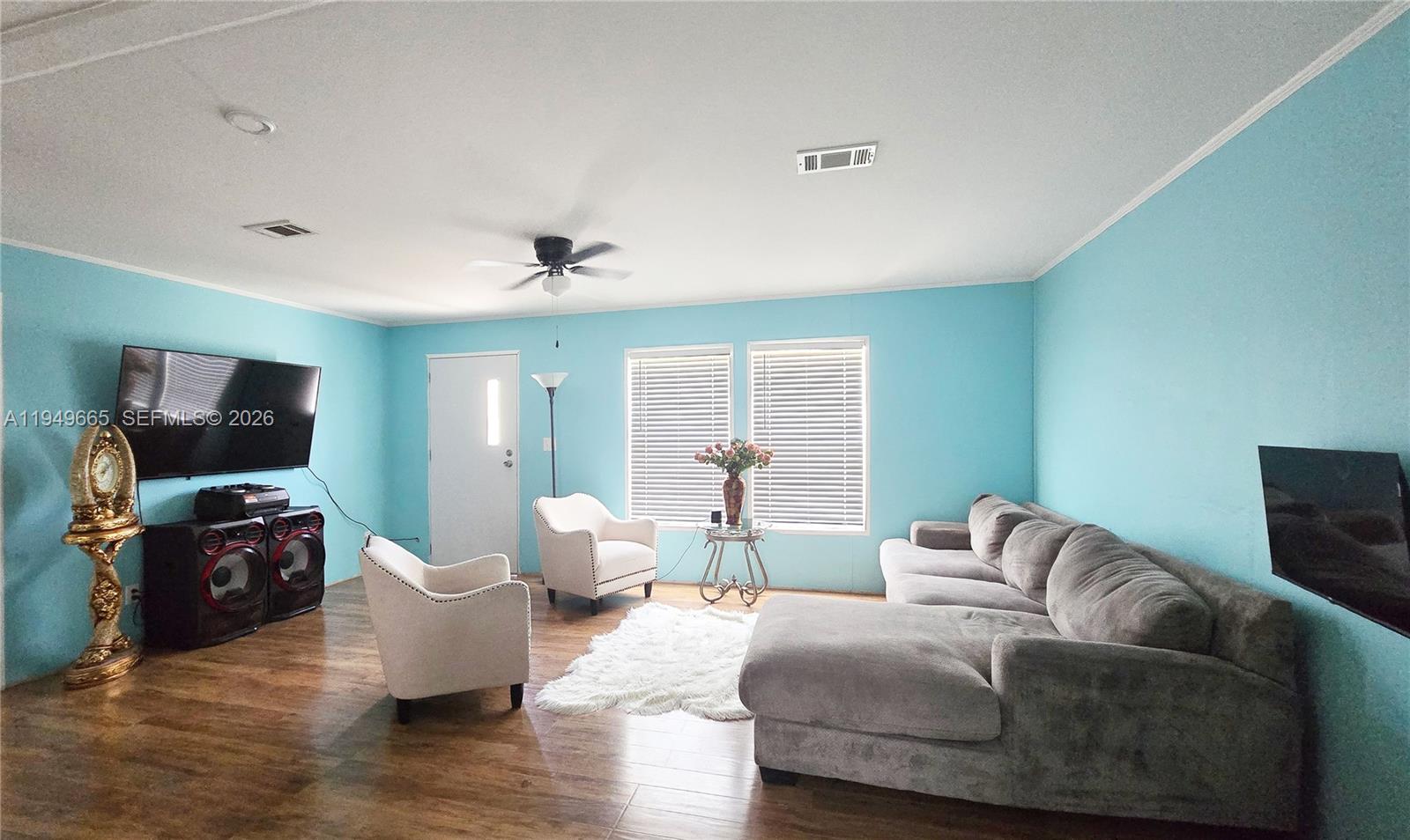 MONTURA SOUTH HALF (100804 - Residential