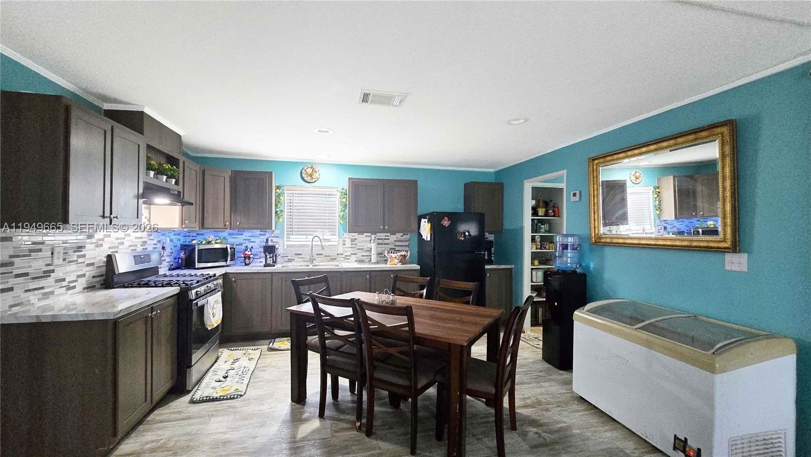 MONTURA SOUTH HALF (100804 - Residential
