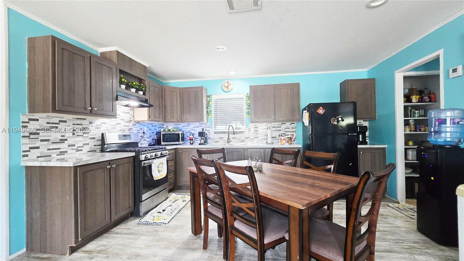 MONTURA SOUTH HALF (100804 - Residential