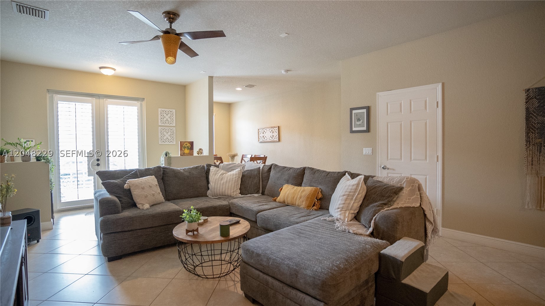 HAMPTON HILLS CONDO - Residential