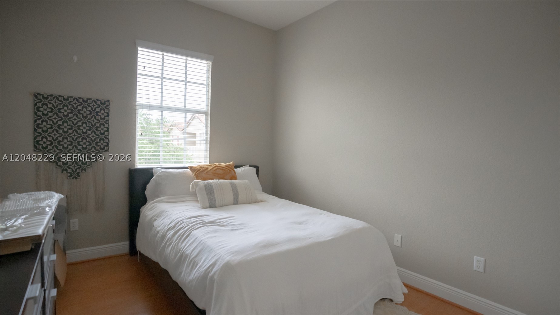 HAMPTON HILLS CONDO - Residential
