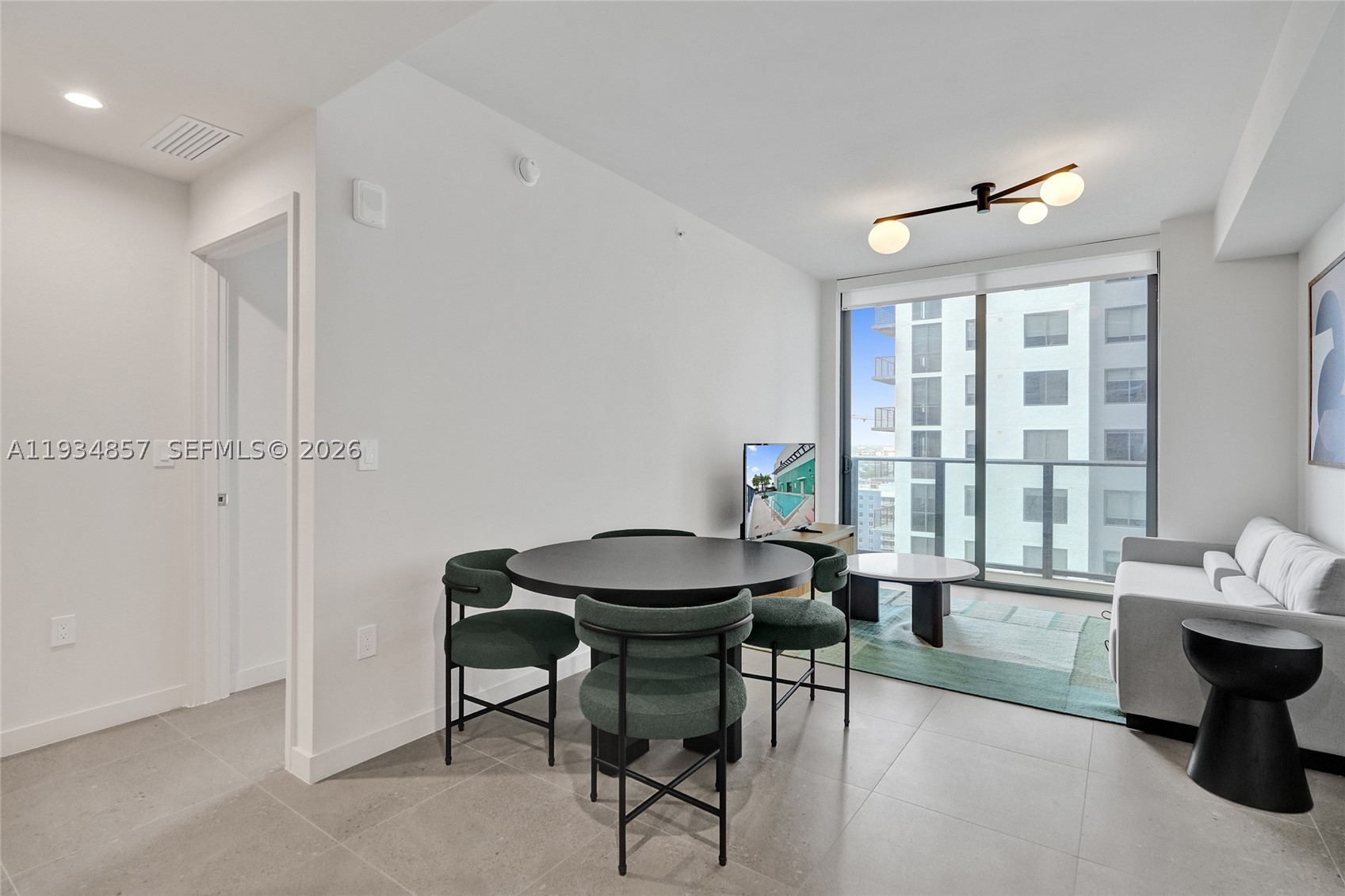 Crosby Miami World Center - Residential