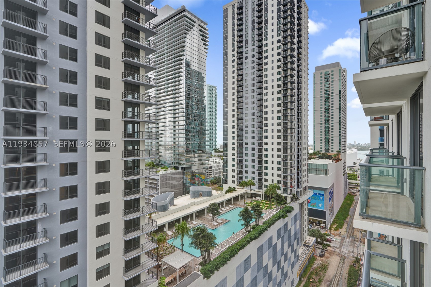 Crosby Miami World Center - Residential