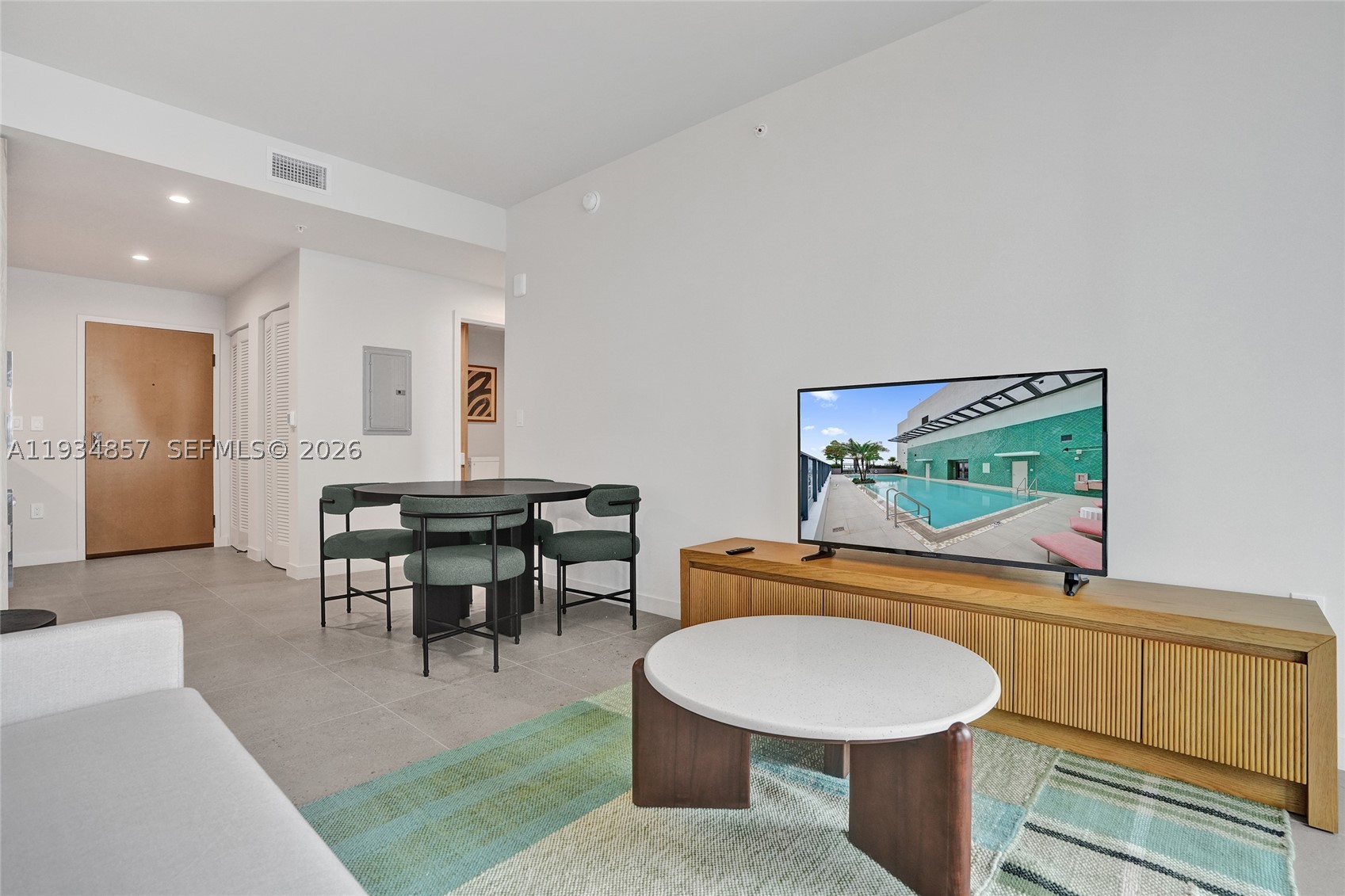 Crosby Miami World Center - Residential