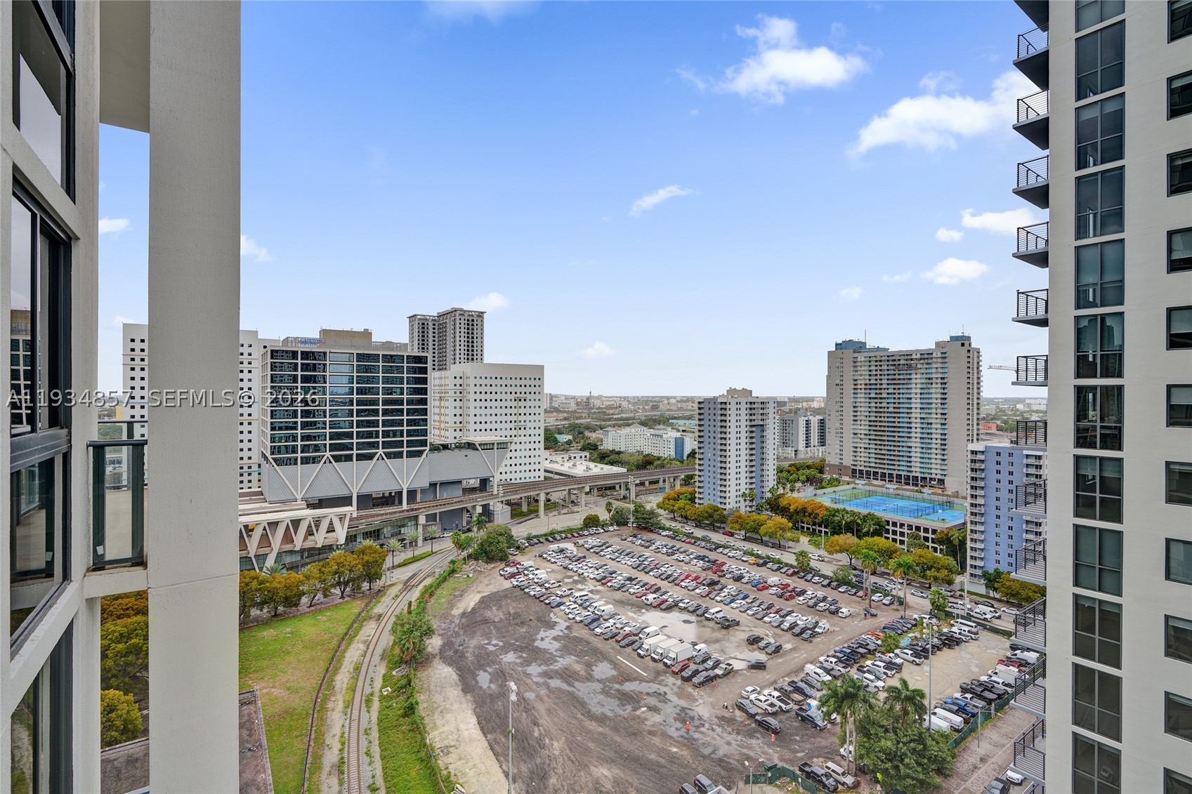 Crosby Miami World Center - Residential