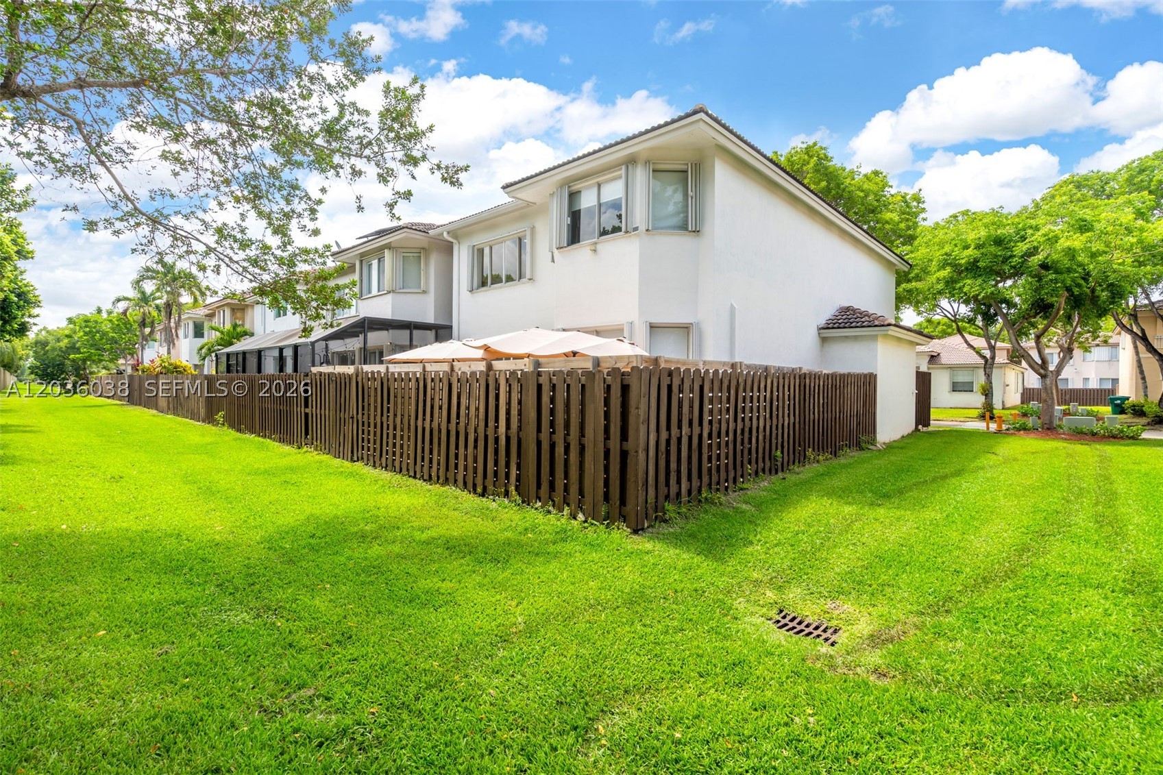 DORAL ISLES MARTINIQUE - Residential