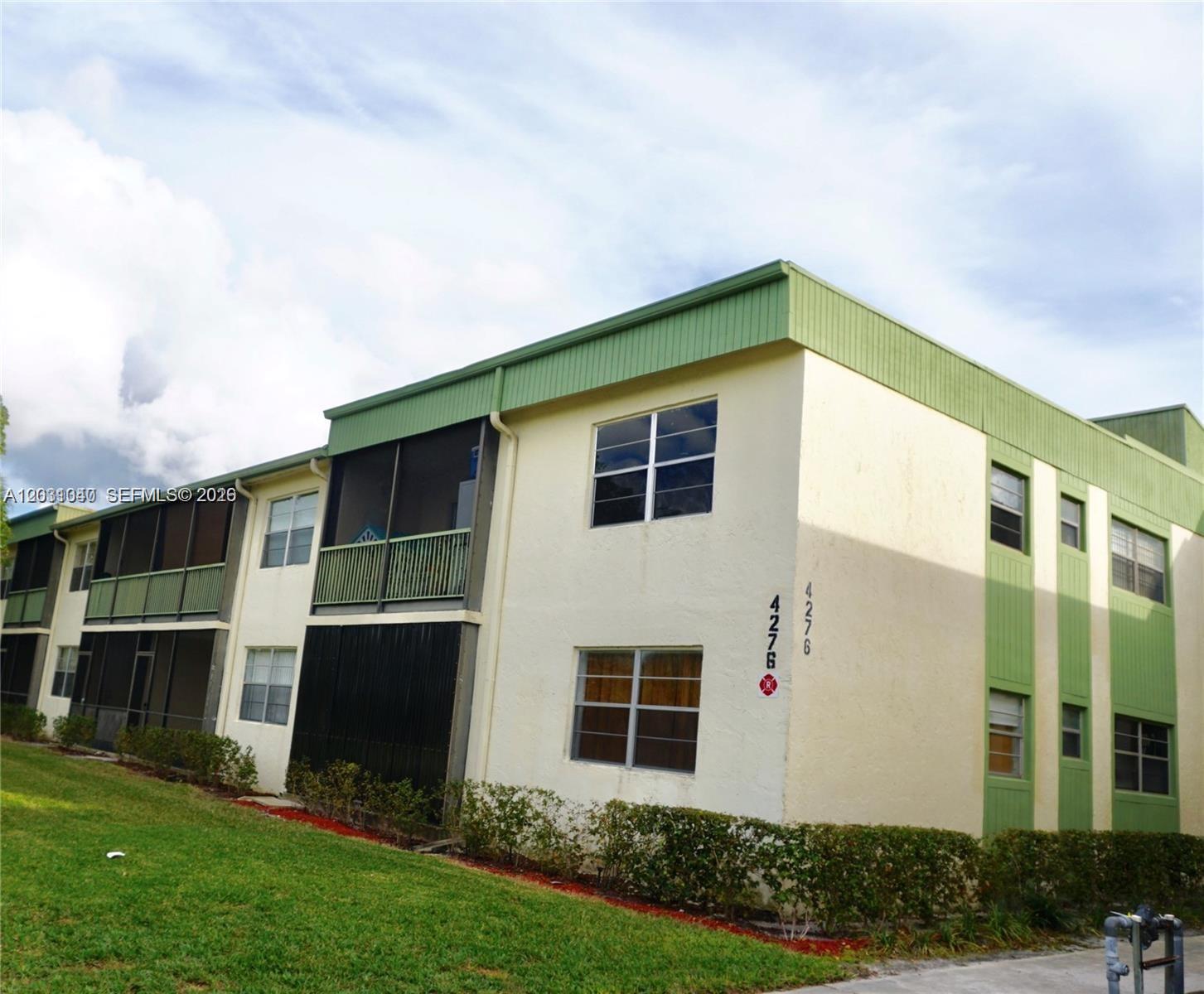 Ramblewood East Condo - Residential