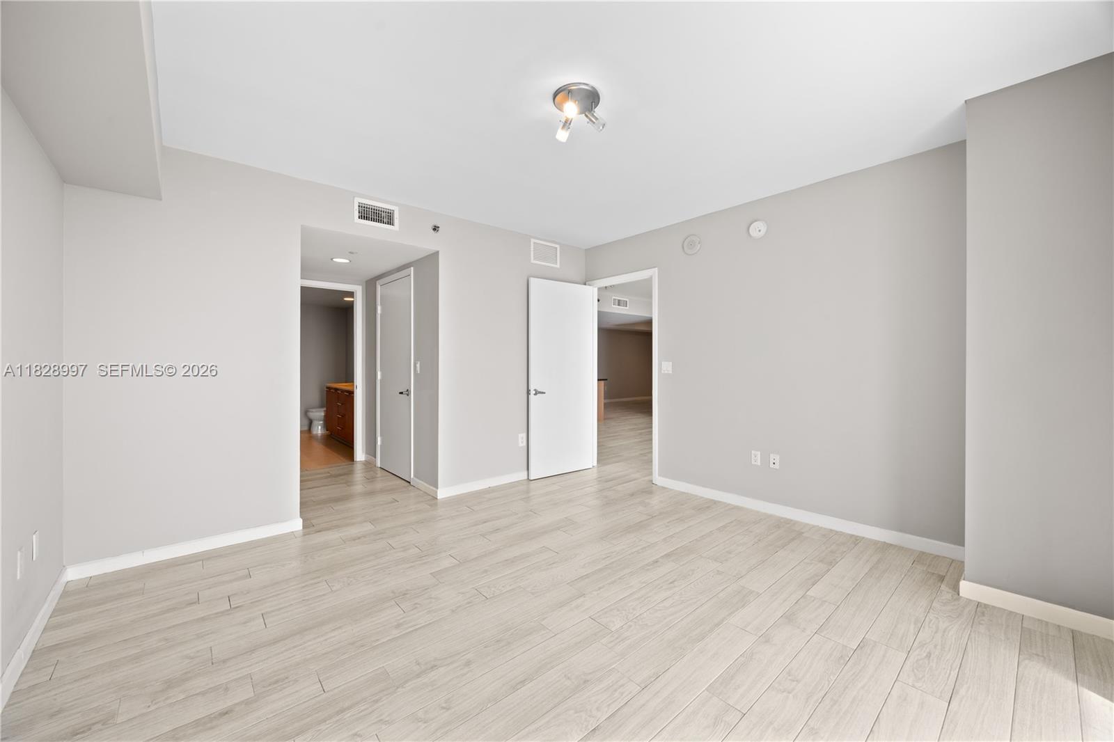 50 BISCAYNE CONDO - Residential