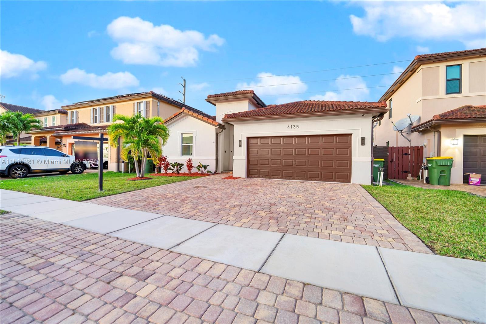 COUNTRY GARDENS SOUTH - Residential Lease