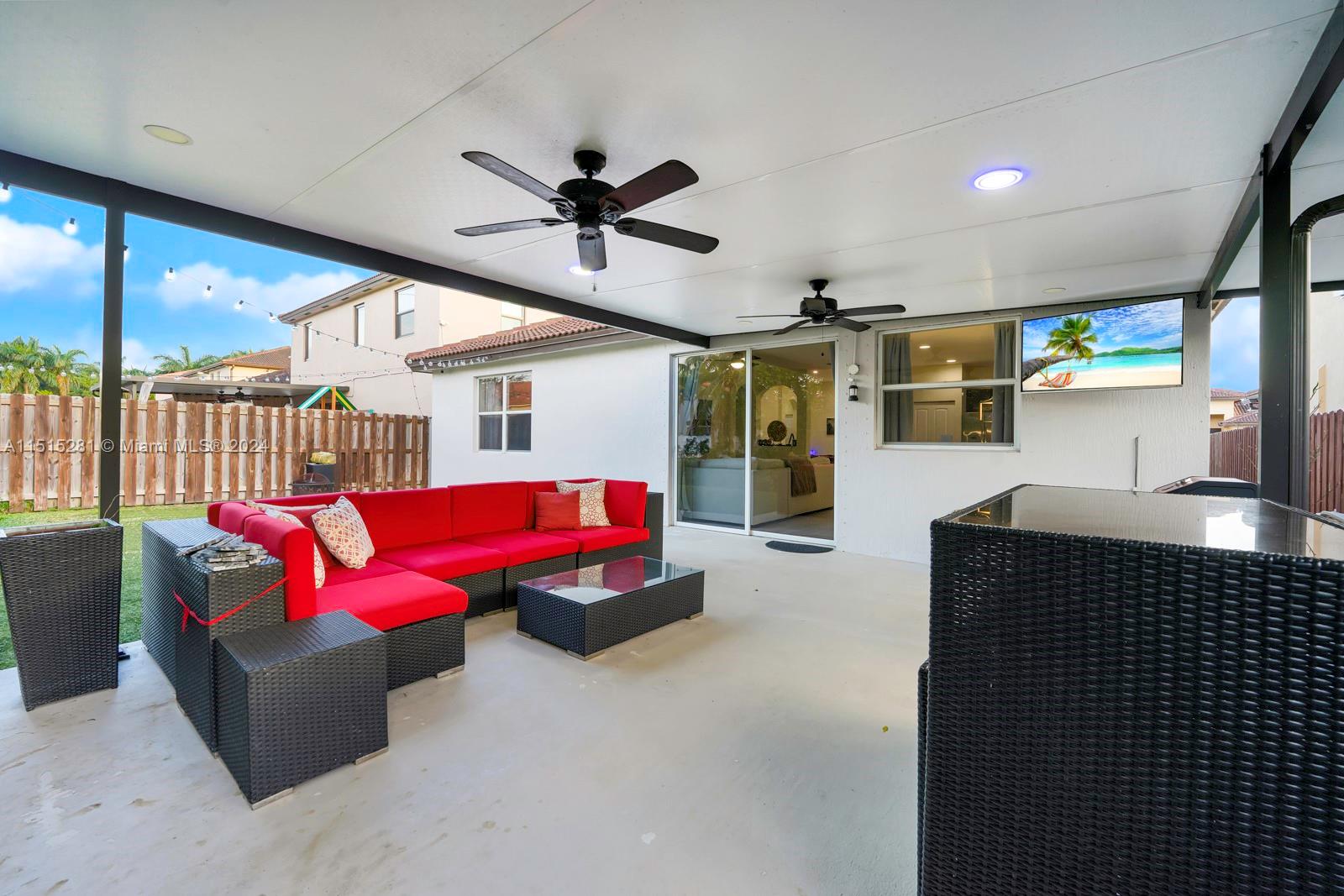 COUNTRY GARDENS SOUTH - Residential Lease
