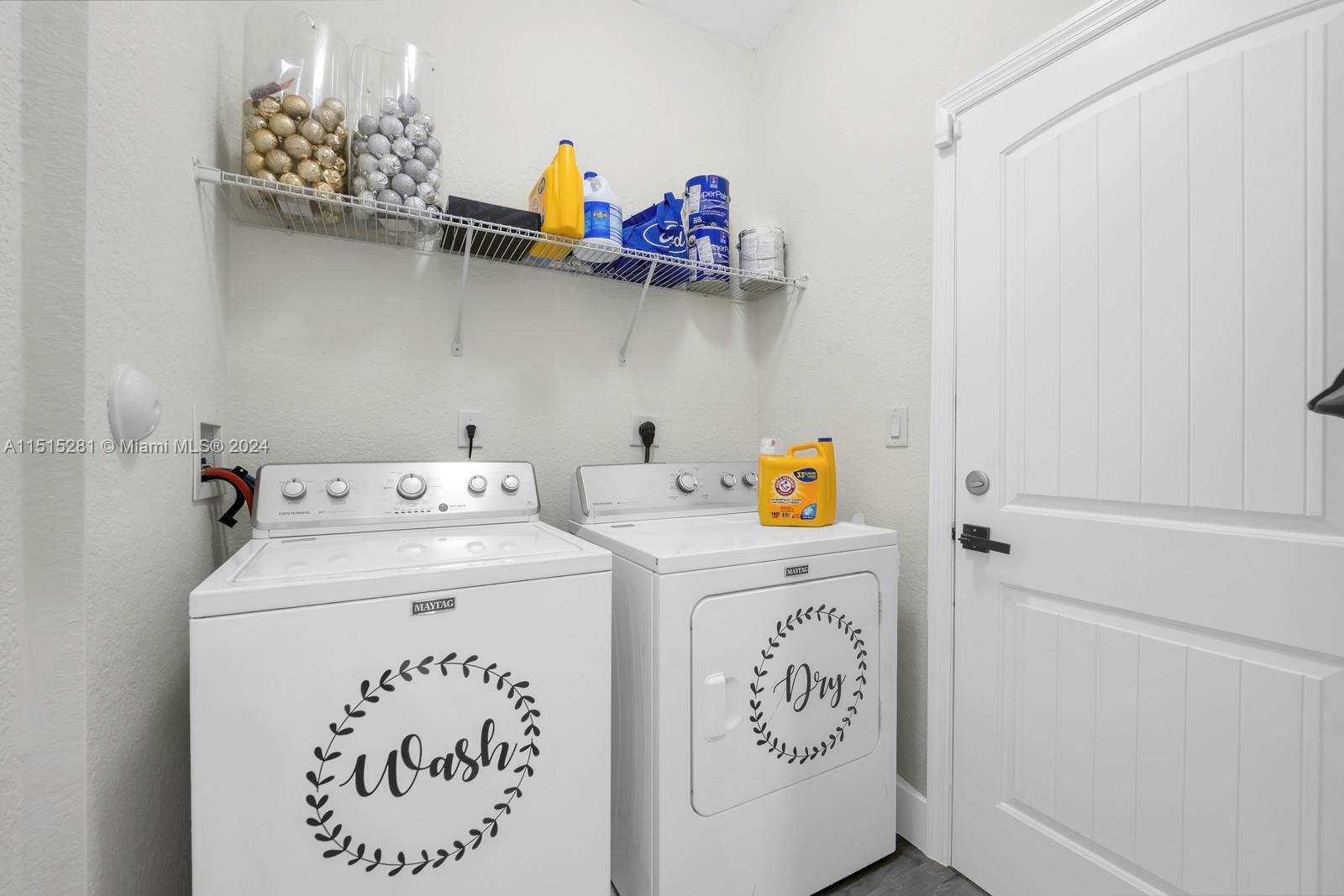 COUNTRY GARDENS SOUTH - Residential Lease