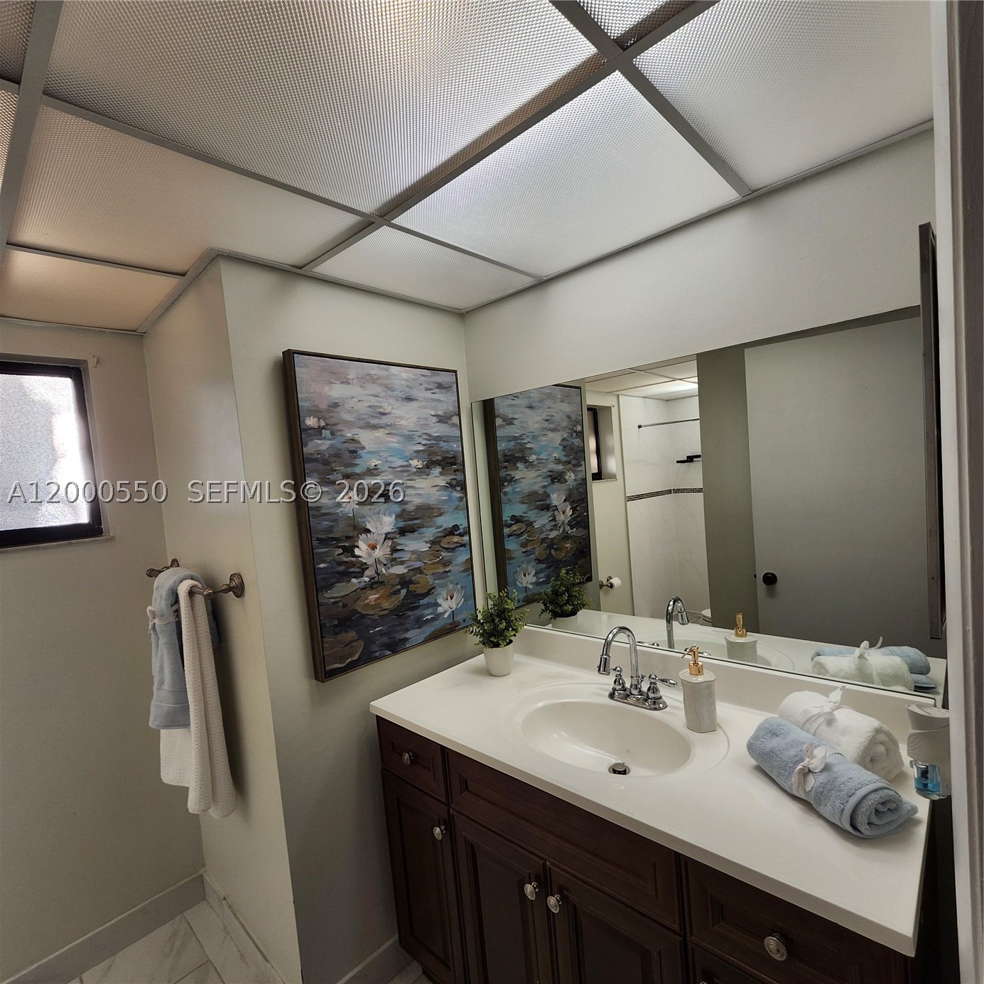 This spacious 2-bedroom, 2-bathroom split plan features walk-in closets and an in-unit laundry room. The family-oriented complex offers numerous green spaces and excellent amenities, including four tennis courts, two swimming pools, a sauna, a gym, and a billiards room. There is assigned parking as well as ample guest parking available.
The location is great, within walking distance to shopping centers, supermarkets, and restaurants. It is also just a short drive to Baptist Hospital, Miami Dade College, and FIU. Easy access to Palmetto Expressway and Turnpike.