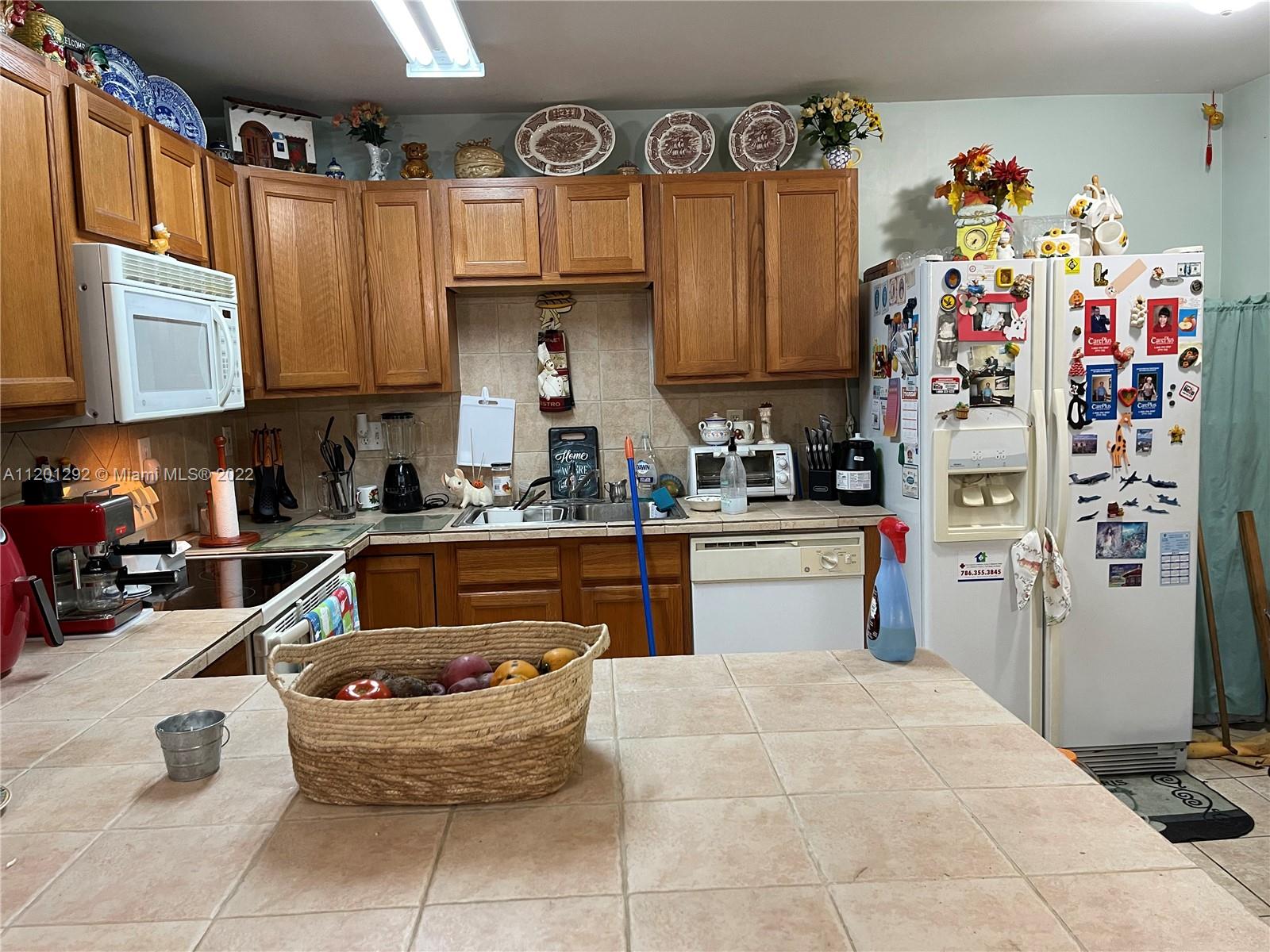 DIXIE HEIGHTS - Residential