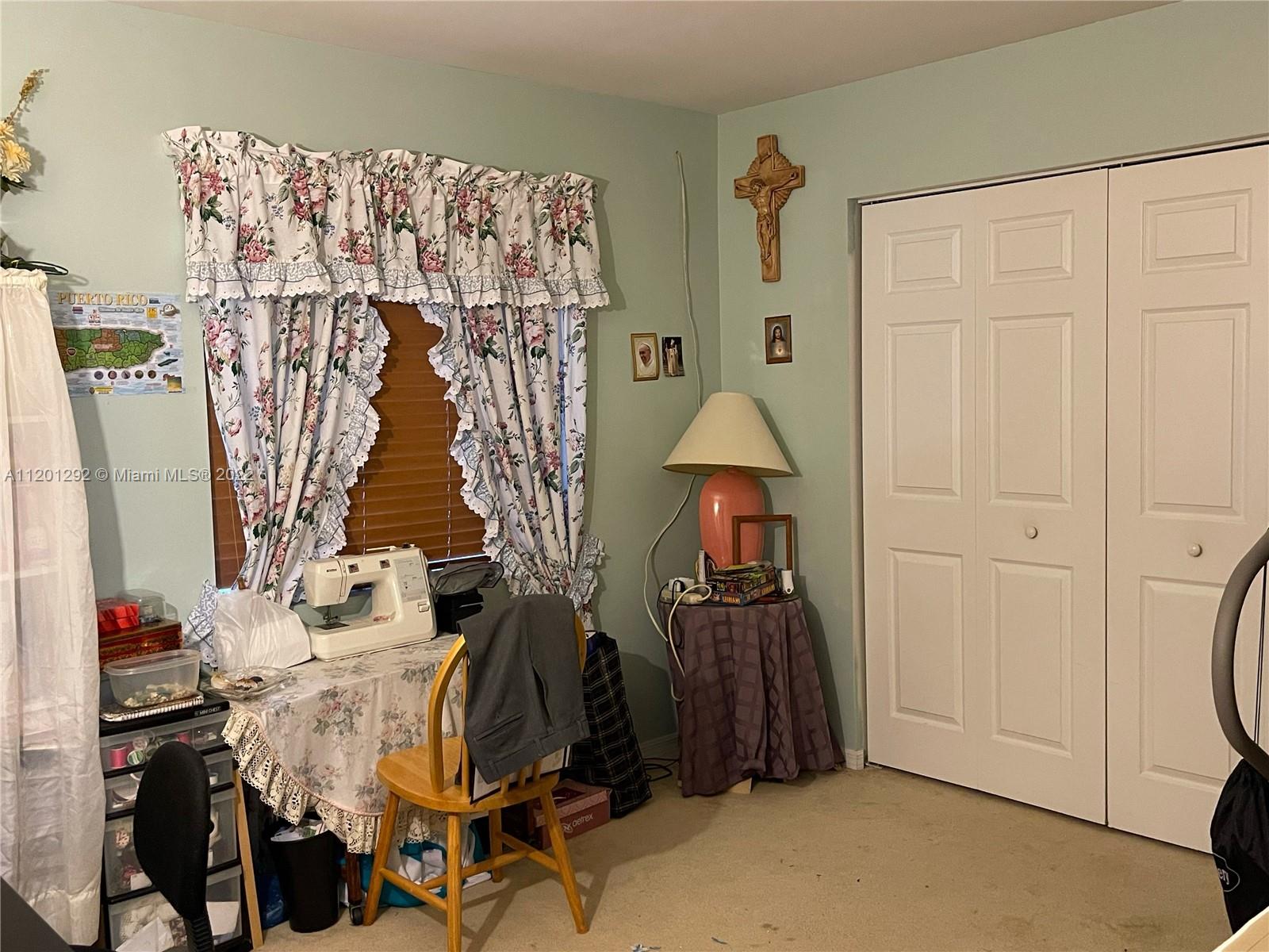 DIXIE HEIGHTS - Residential