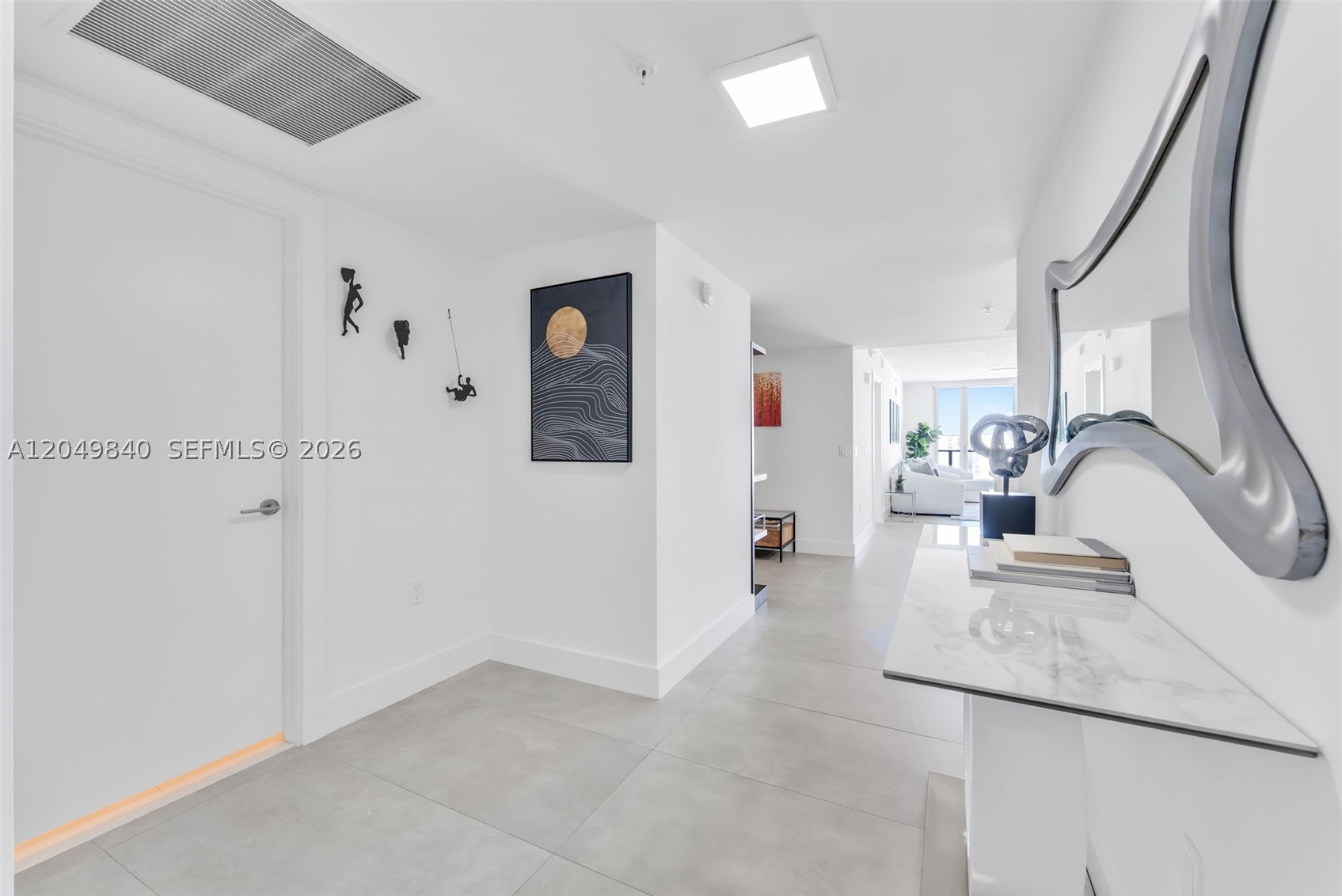 PARQUE TOWERS CONDO - Residential Lease