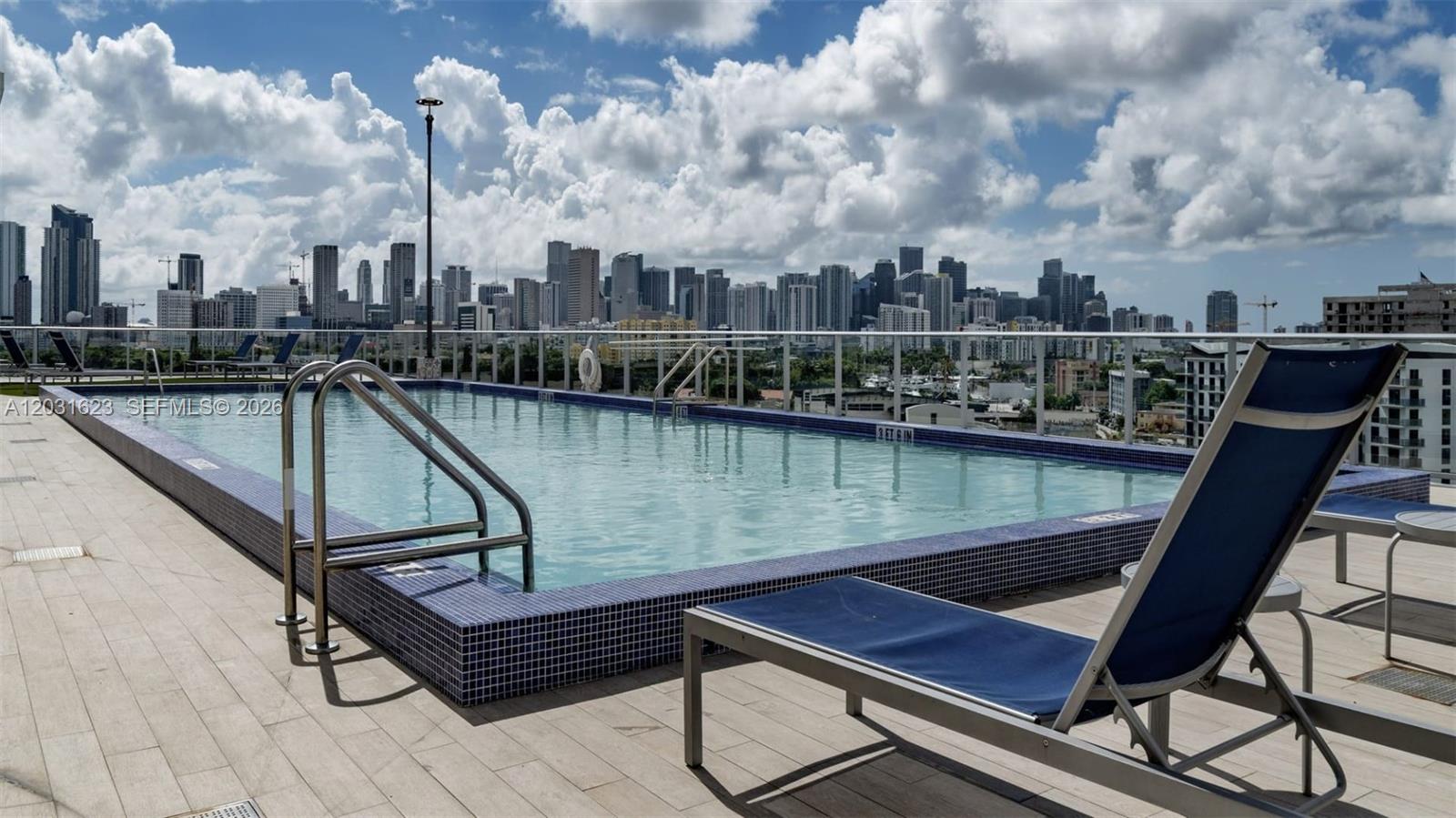 Riverhouse at 11th - Residential Lease