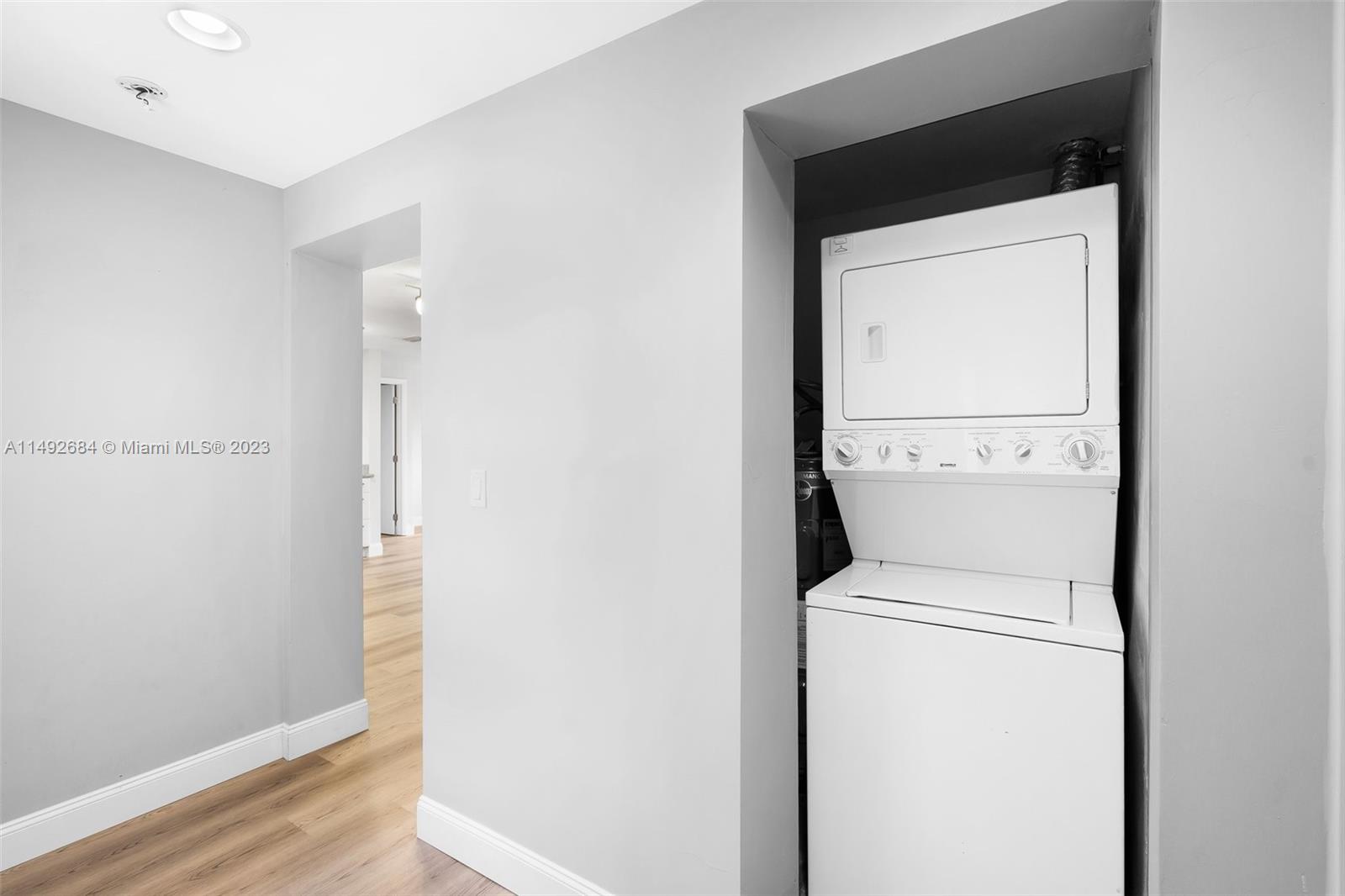 JUPITER HIGHLANDS - Residential Lease