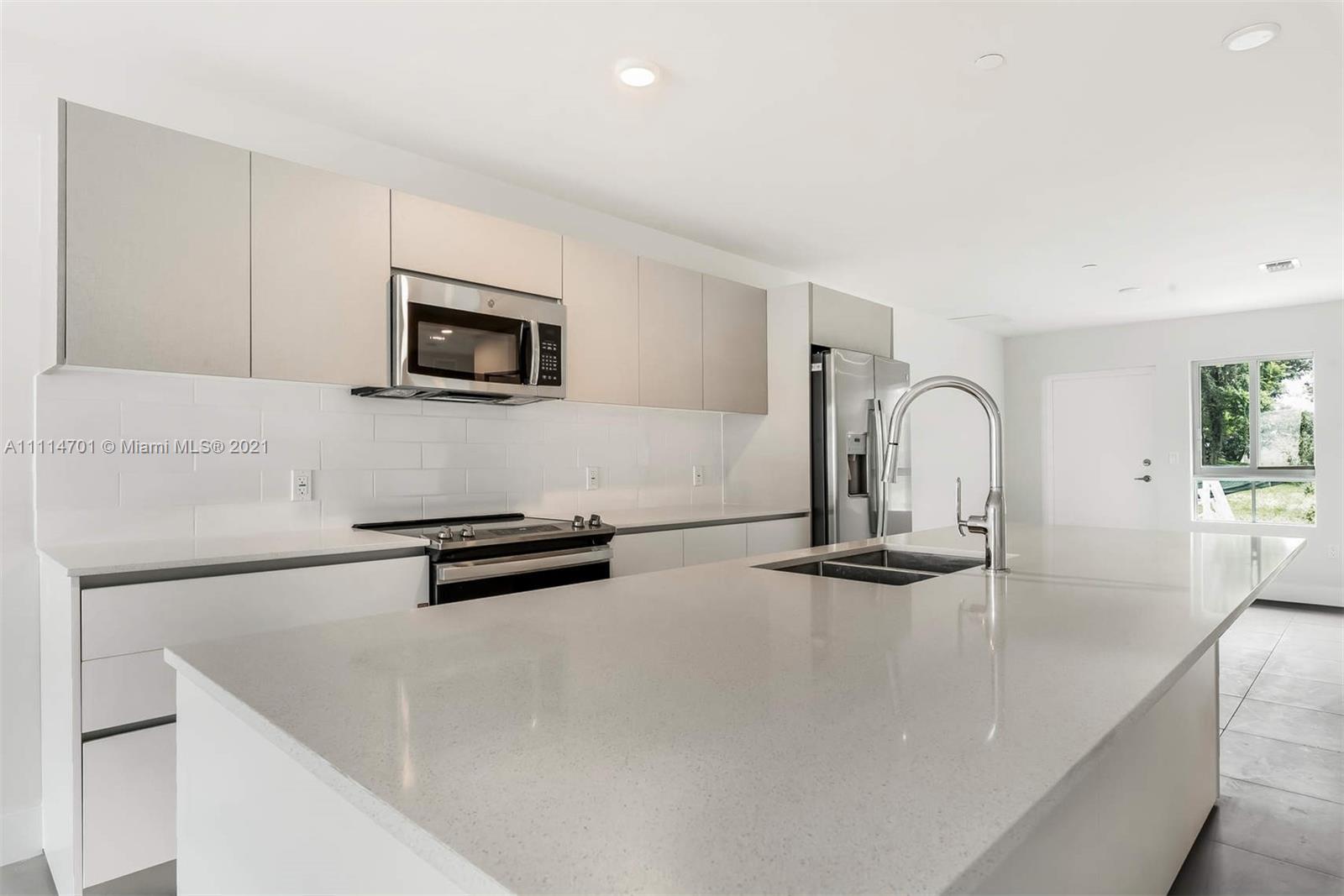 Aventura Village - Residential Lease
