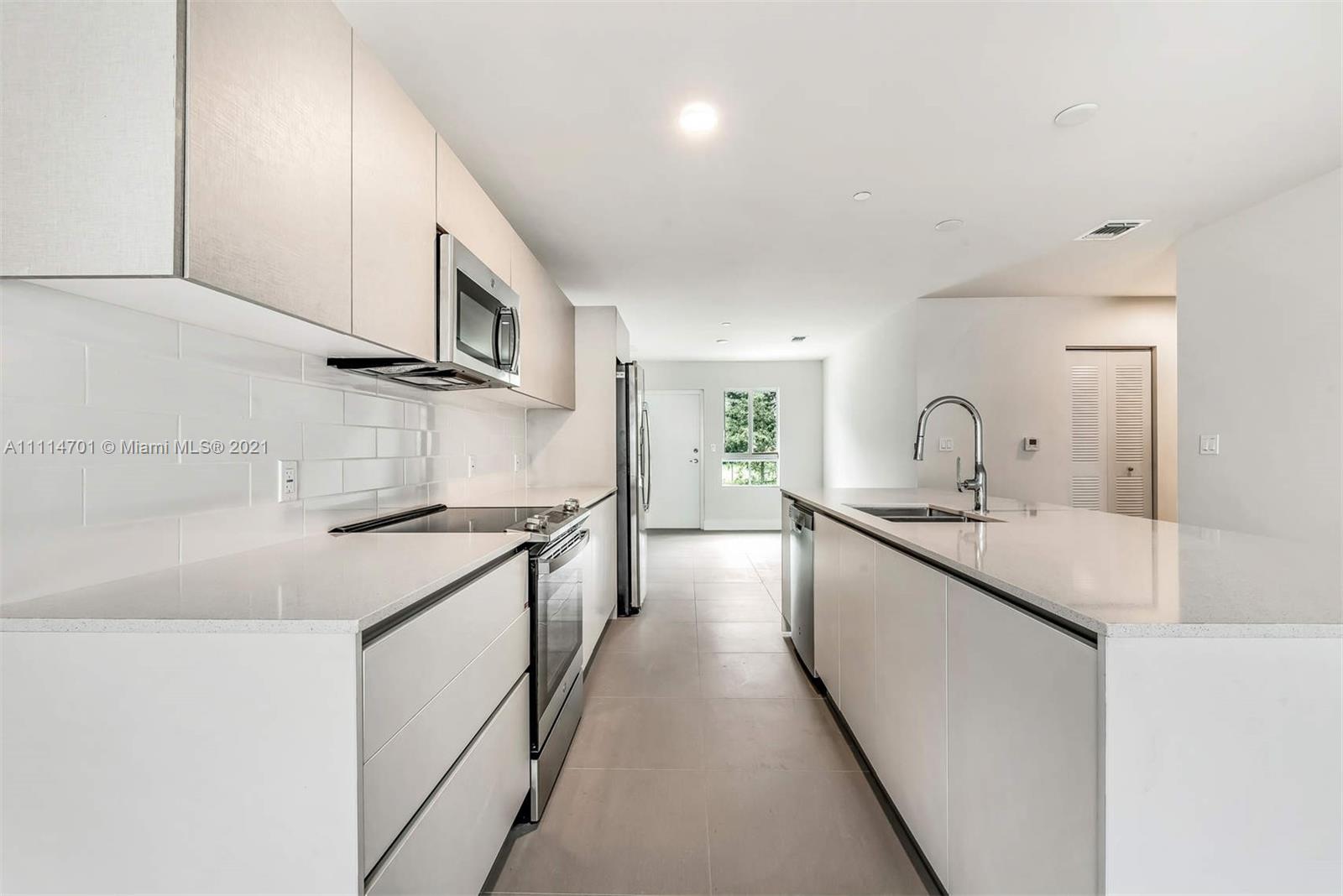 Aventura Village - Residential Lease