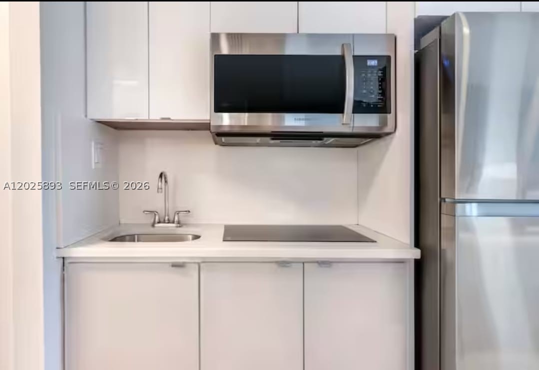 THE AVENTURA BEACH CLUB C - Residential