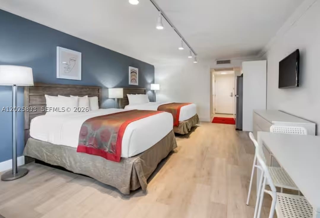 THE AVENTURA BEACH CLUB C - Residential