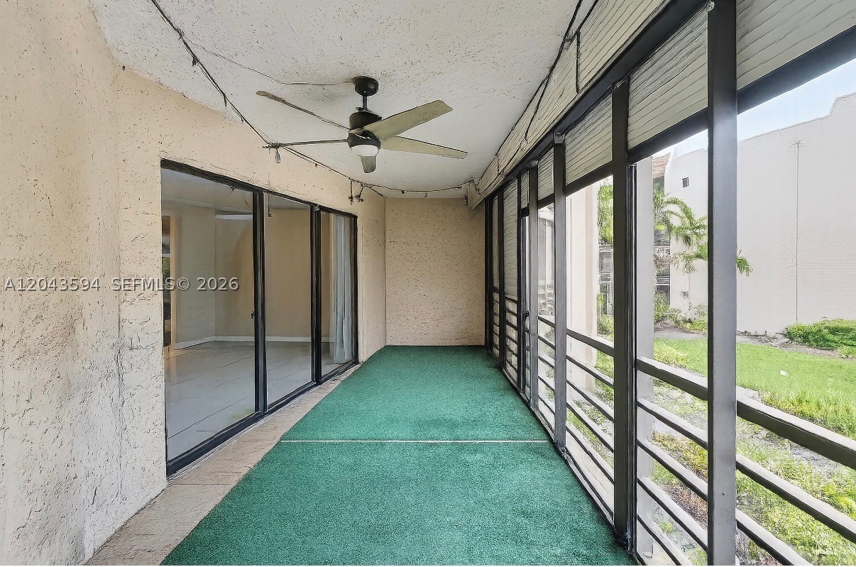 PLANTATION CLUB B CONDO - Residential