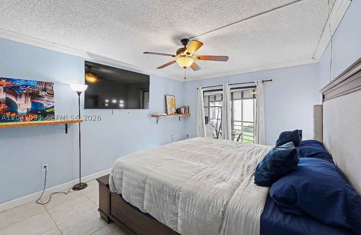 PLANTATION CLUB B CONDO - Residential