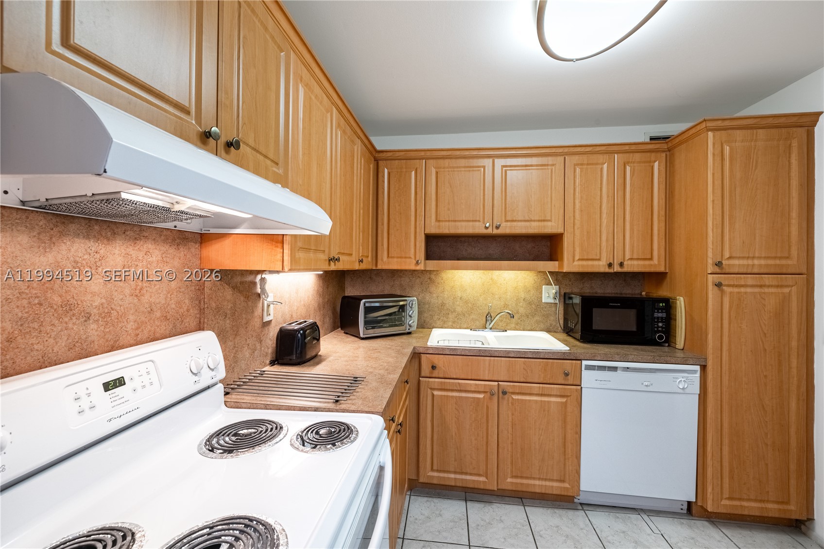 PARKER DORADO CONDO - Residential