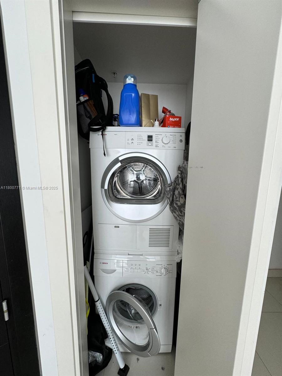 EPIC WEST CONDO - Residential Lease