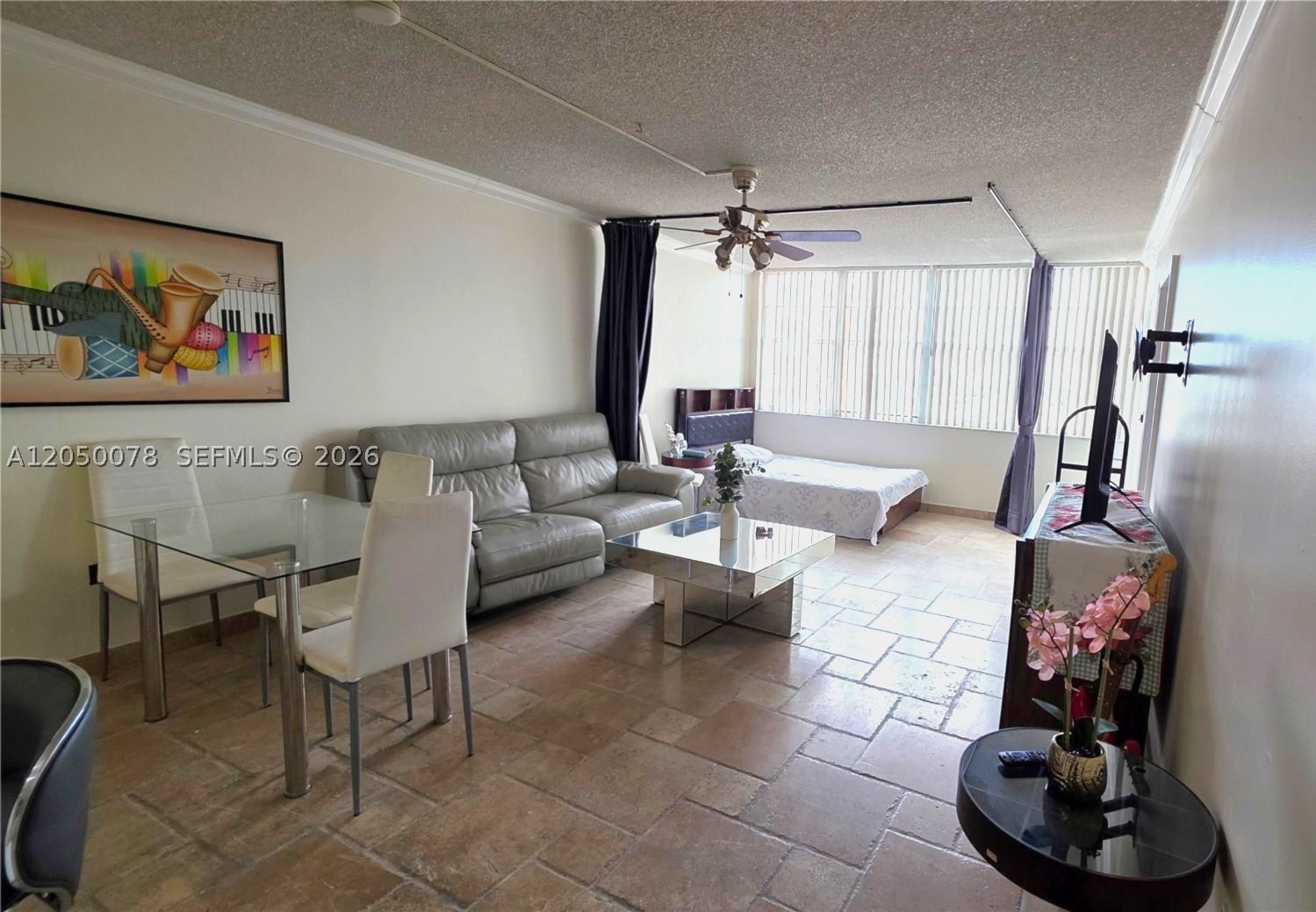 BUCKLEY TOWERS CONDO - EA - Residential Lease