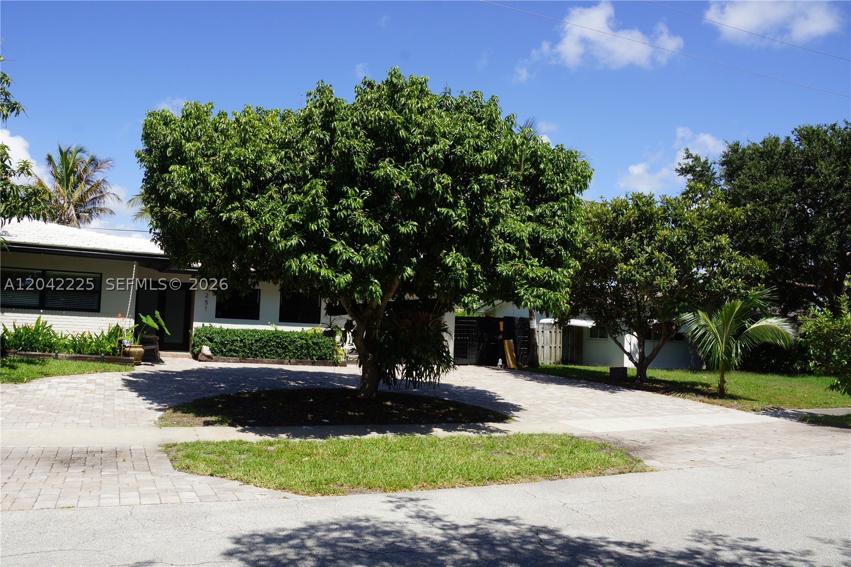 BOCA RATON SQUARE UNIT 8 - Residential