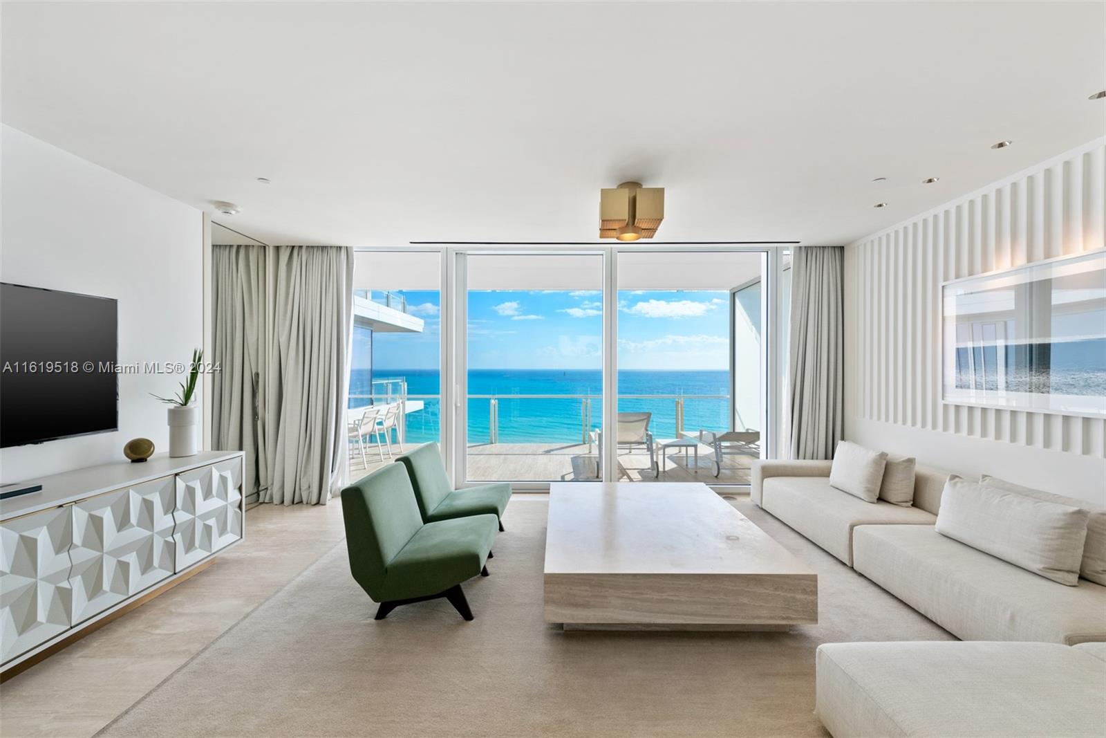 SURF CLUB CONDO - Residential
