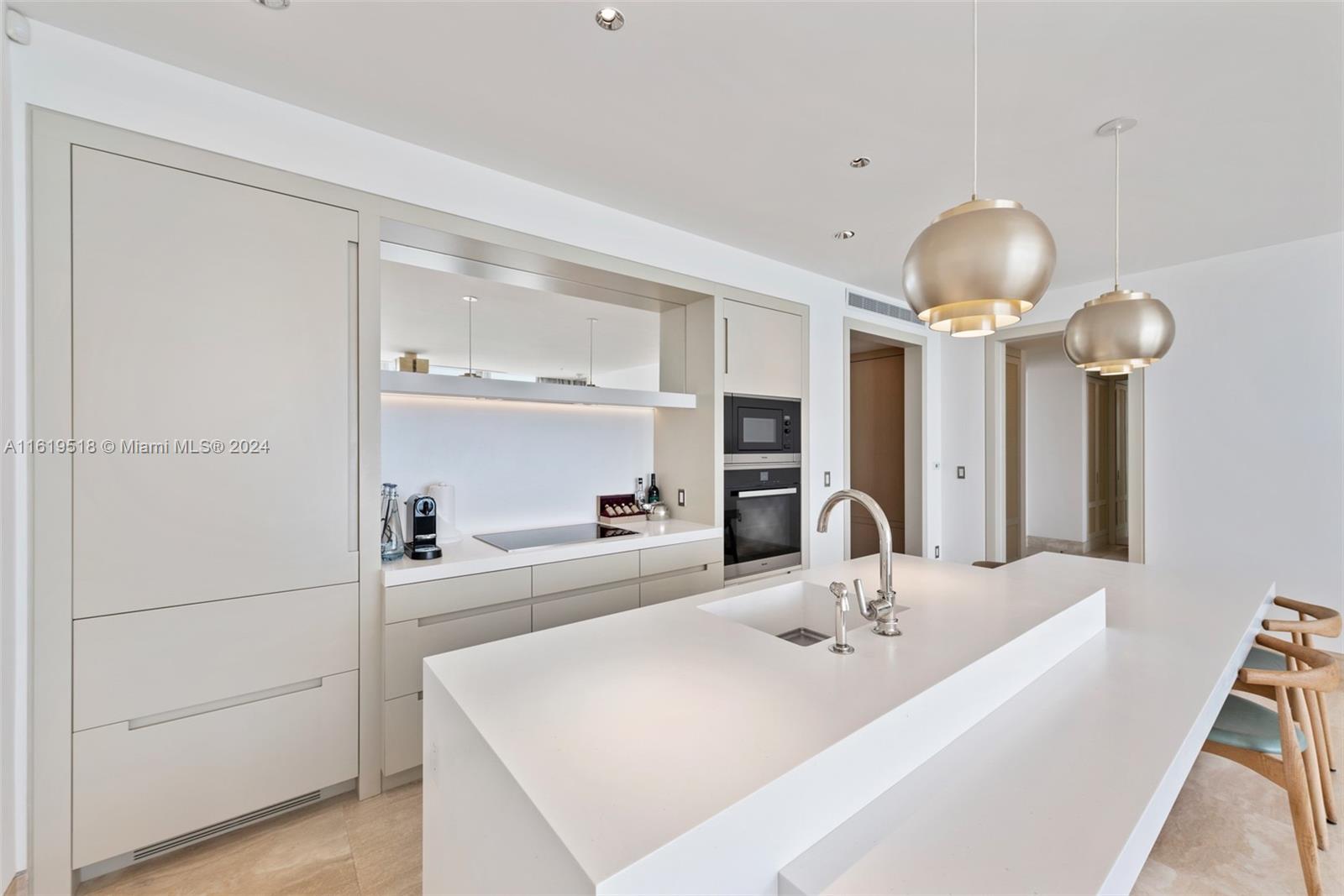 SURF CLUB CONDO - Residential