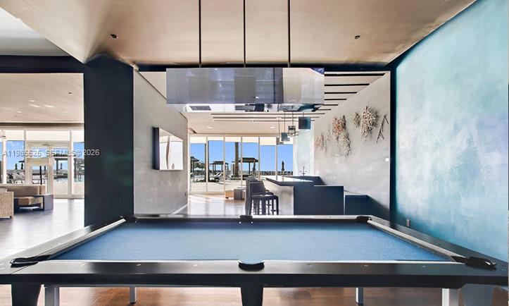 BEACH CLUB THREE CONDO - Residential