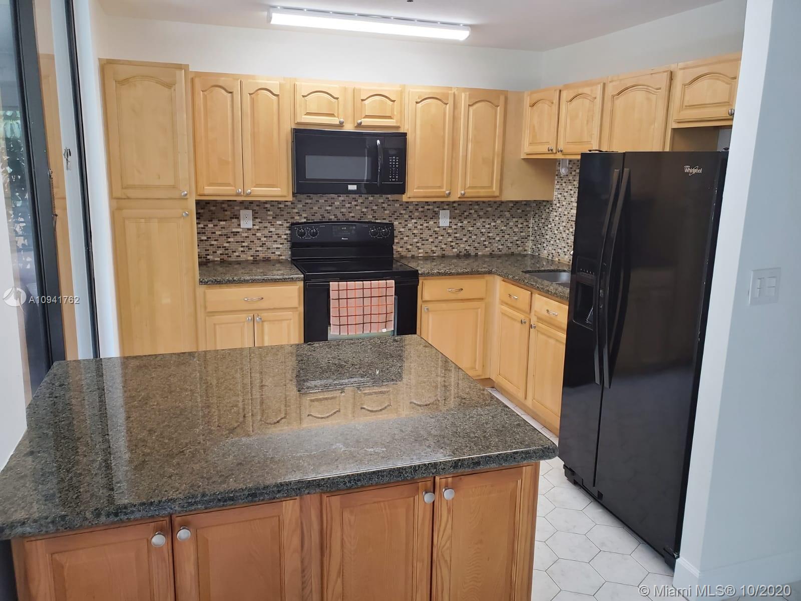 COCO WOOD CONDO - Residential