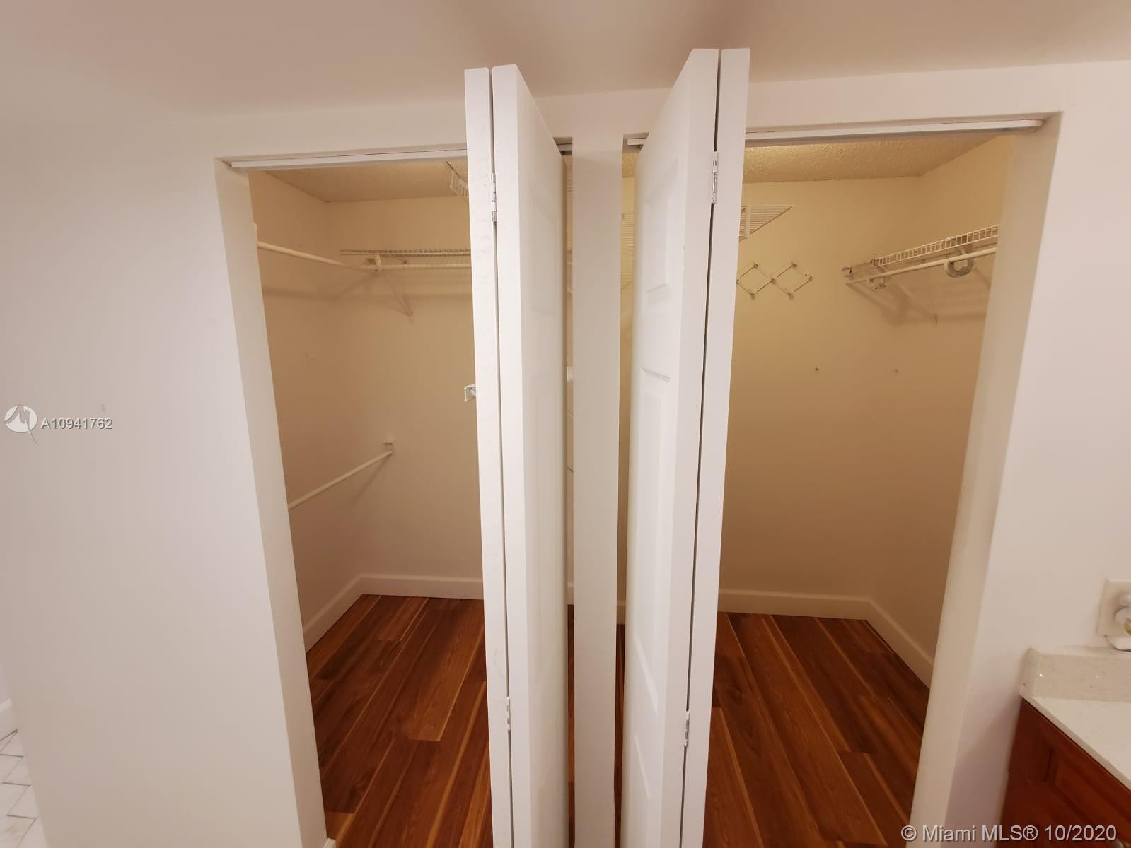 COCO WOOD CONDO - Residential