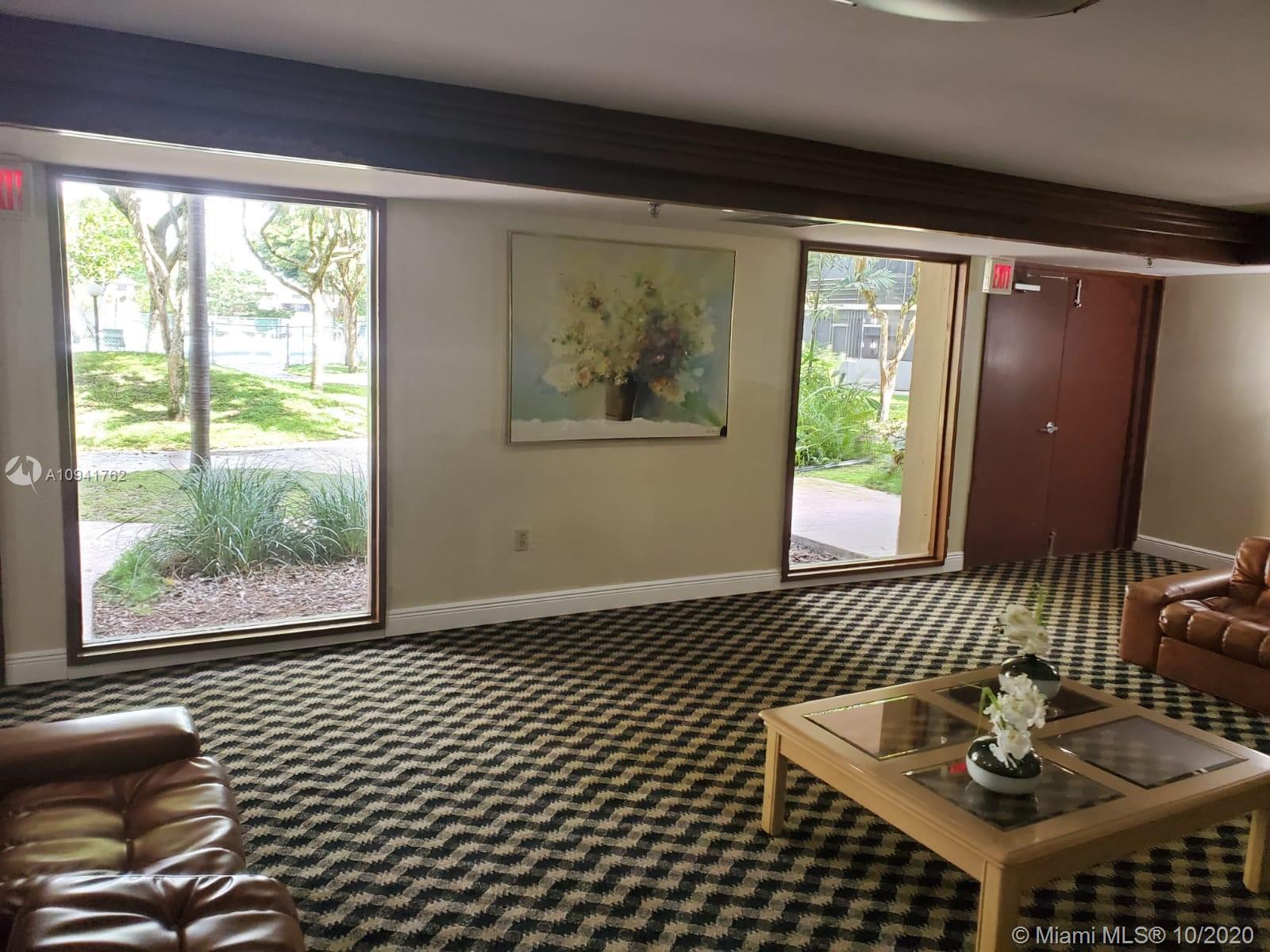 COCO WOOD CONDO - Residential