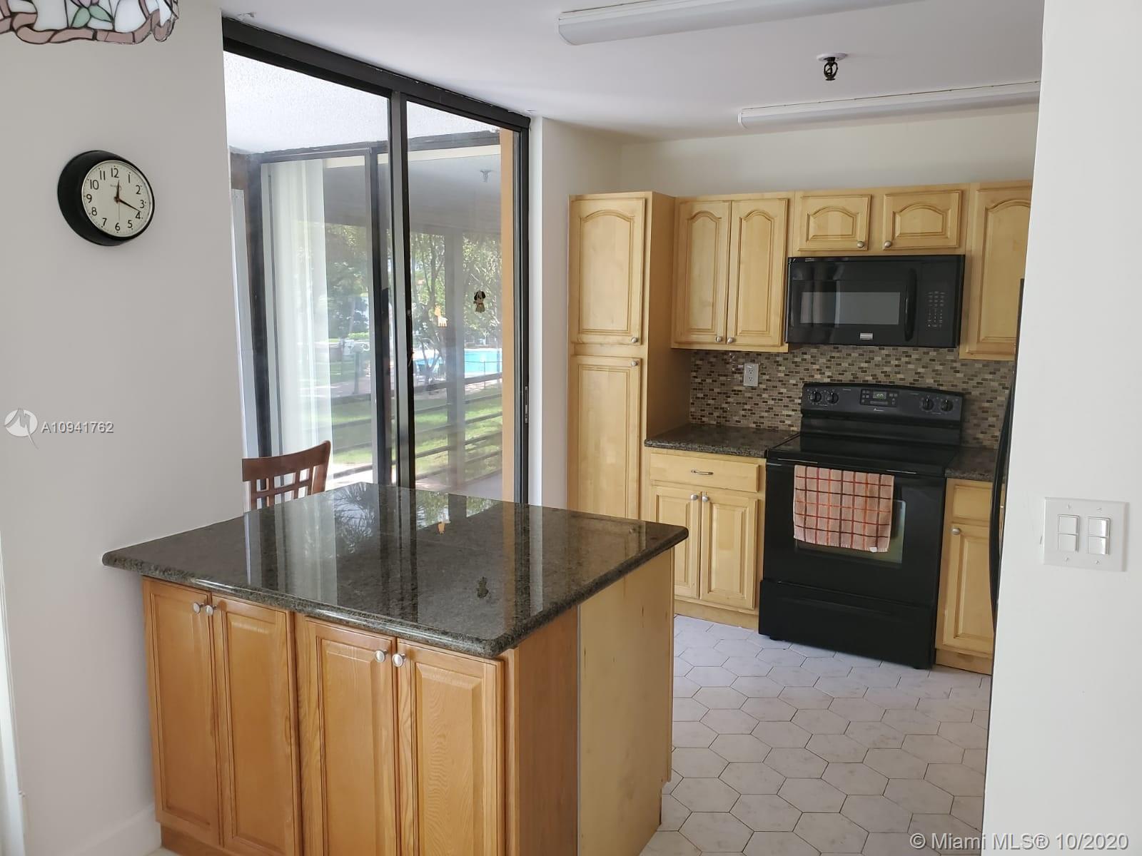 COCO WOOD CONDO - Residential