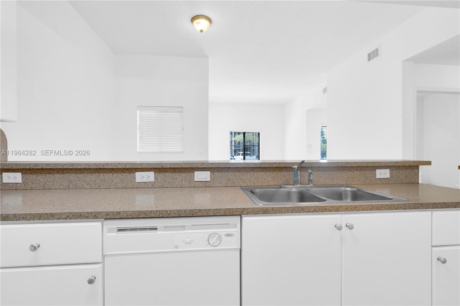 THE COURTS AT BAYSHORE I - Residential