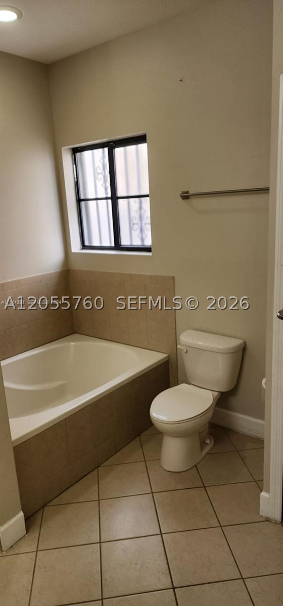 VILLA LAS ROSAS - Residential Lease
