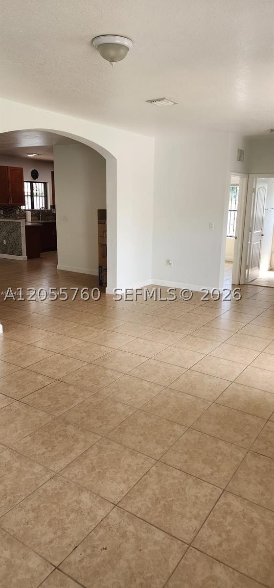 VILLA LAS ROSAS - Residential Lease