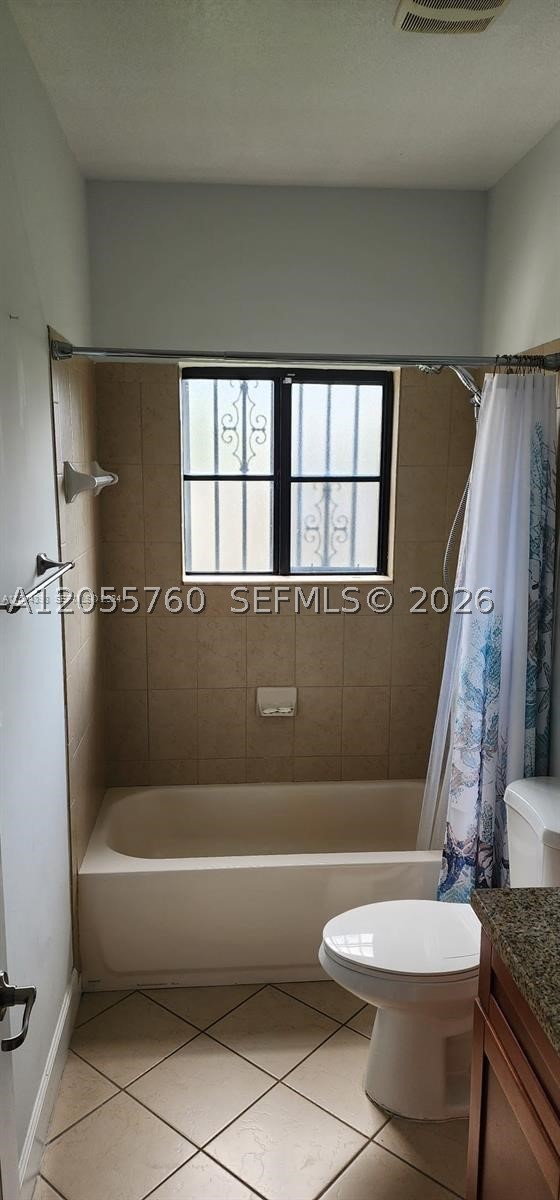 VILLA LAS ROSAS - Residential Lease