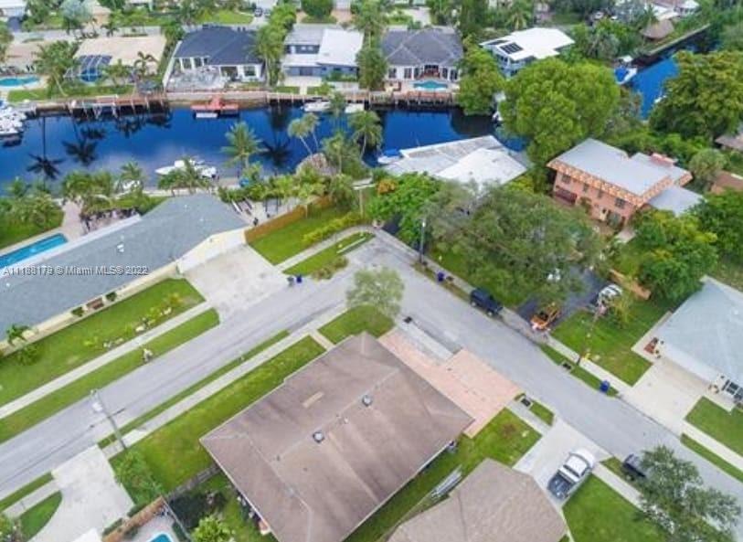 HILLSBORO HEIGHTS - Residential Lease
