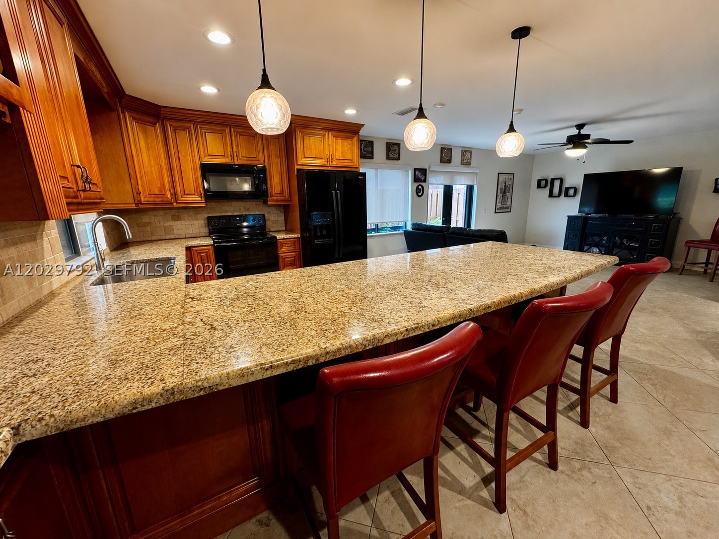 COUNTRY ISLES - Residential