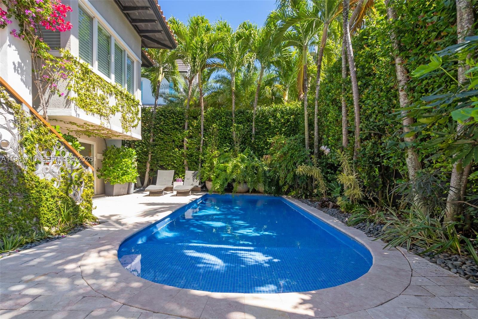 TROPICAL ISLE HOMES SUB 4 - Residential