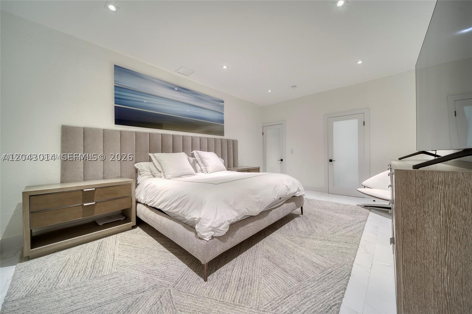 WOODSIDE - Residential